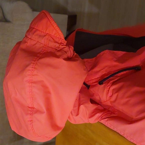 Water proof rain jacket size 2X or 20w - 22w - Picture 5 of 5
